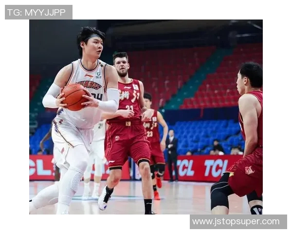 王哲林领衔中国男篮新征程展现实力与担当的崛起之路