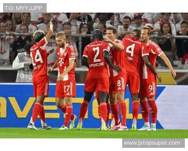 罗马与拜仁慕尼黑精彩对决全场录像回放及精彩瞬间分析