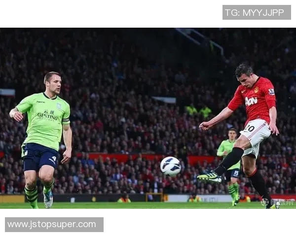 鲁尼在对阵巴西时的惊艳世界波进球引发全球热议