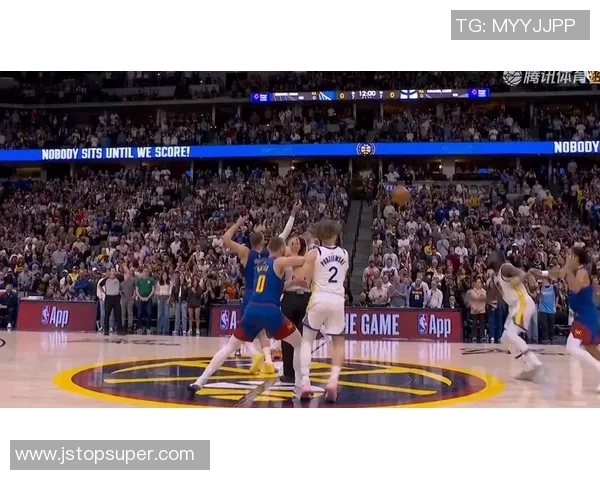 勇士与掘金精彩对决重播回顾赛场瞬间与精彩表现分析